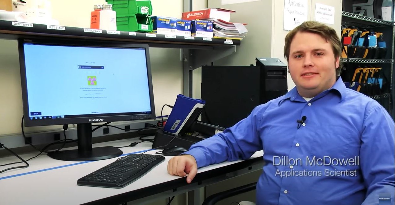 Dillon McDowell, aplikační specialista na technologii XRF ve společnosti Olympus