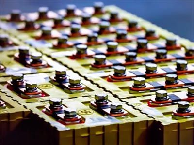 L’analyse XRF est utile à toutes les étapes du processus de fabrication des batteries lithium-ion