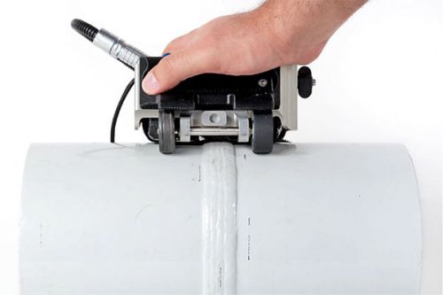 The MagnaFORM probe enables you to inspect through painted surfaces